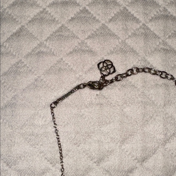 Kendra Scott Elisa Necklace - Picture 3 of 3